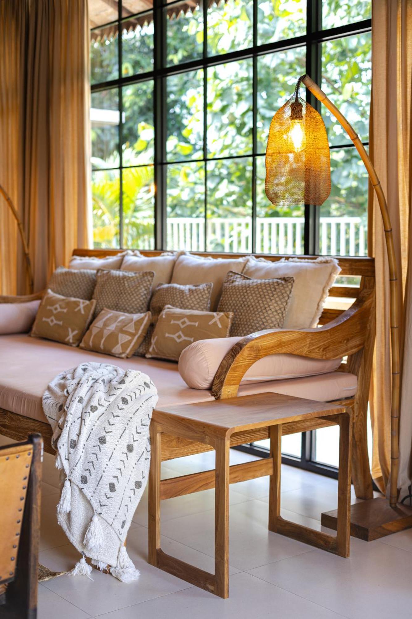Dalung  The Pink Joglo, A Cheerful 3Bdr Villa W/Pool And Rice-Field View. מראה חיצוני תמונה